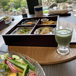 雲仙宮崎旅館 - 本日のお目覚めの雫＝キウイのスムージー