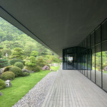 雲仙宮崎旅館 - ロビーを出てすぐの庭園からの景色