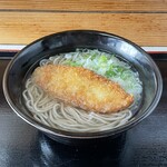 ごん兵衛 - “鶴見系総本山” の堂々たる丼顔