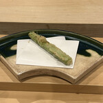 勢麟 - アスパラの軸