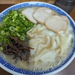 純とんこつ無双 - ネギ多めにしてもらいました。