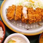 Tonkatsu Ise - ごはん、きゃべつおかわりできます