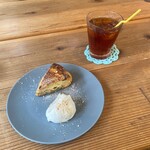 ユノ カフェ - ケーキセット