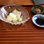 日本料理 弥のまる - イサキとアオリイカのお刺身　茄子醤油で