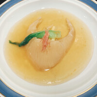 赤坂璃宮 銀座店 - フカヒレの姿煮込み