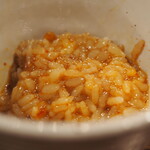 鳥扇 - 卵かけ御飯・混ぜる人