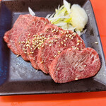 大善 - 馬刺し　500円　ぶっ倒れちゃいそうな美味しさよ！　byまみこまみこ