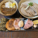 麺屋 みつば - 汁増しつけ麺(大)   特製トッピング