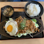 Kicchi nmiyoshi - じゅうじゅう焼き　肉大盛り、野菜大盛り、玉子