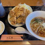 エイホウ飯店 - 鶏カラアゲ定食