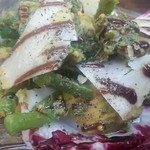 俺のフレンチ・イタリアン - 牛タンサラダジェノバ風（６８０円）。