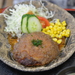 居食屋 旬香 - 豆腐入りハンバーグ