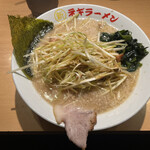 ○新 ネギラーメン 新橋店 - ネギコテラーメン¥980