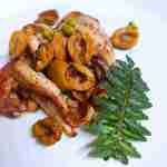 八べえ - 「鰻の肝と白オリーブのソテー」うなぎざんまいコースの一品（季節によって変わります）