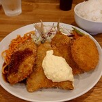 昭和の洋食 弥生 - アジフライ定食