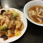 龍海閣 - 