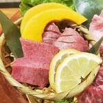 焼肉Lab  - 