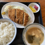 Nagatsuma Shiyokudou - トンカツ定食