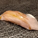 名古屋 栄 鮨 栄華 - カンパチ