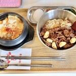 テジュン食堂 - 特選辛カルビ丼とスンドゥブチゲ定食 ニンニク・肉マシ