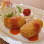 [Lunch and dinner/ takeaway] Seafood cream Croquette