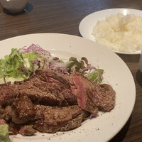 キャトルラパン - ステーキランチ200g(税込850円)