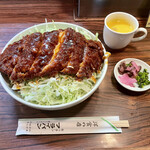 キッチンフライパン - 会津ソースカツ丼・チキン（900円）