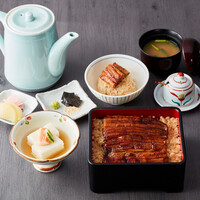 うな茶漬け・肝焼きも味わえる『国産うな重』