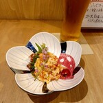 和酒とアテ 酒家 ハル。 - 道東産 花咲蟹身とたまごの味噌和え 980円