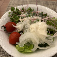 ザ・ループ(ホテルアゴーラリージェンシー大阪堺) - プラス　おいサラダ。笑笑