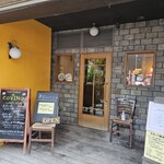 トラットリア ダ コヴィーノ - 外観