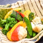 Colorful vegetables grilled with salted kelp and butter