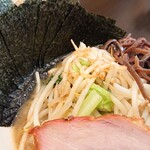 横浜家系ラーメン 蓮 - 野菜♪ハーフ