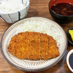 かつ丼 吉兵衛 - とんかつ定食