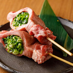 [Specialty! Grilled skewer green onion tongue skewers♪] Our most popular menu! When in doubt, try this first! !