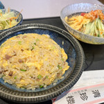 清珍楼 - 半チャーハン 半冷麺セット（850円）