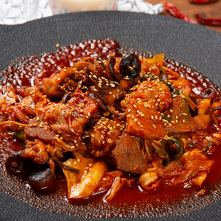 お酒が進む一品！ボリューム満点のチヂミや特製ダレのチュクミ