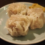 豚中華 大阪焼売珍 - 蒸し焼売