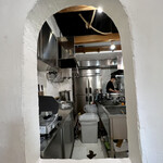 むかん - カマクラ内より厨房