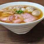 中華そば さわ - ちょいと横から