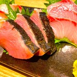 Assortment of three types of sashimi (from 429 yen per person)