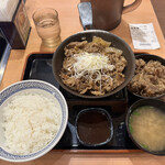 Yoshinoya - 