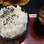お好み焼・蛸焼　明治色亭 - ライス