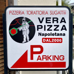 スガッチィー - パーキング置き看板