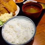 三五食堂 - ご飯・汁物