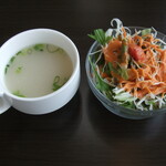 インド&ネパール料理 ナンハウスシリス - スープとサラダ