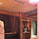 妙見石原荘 食菜石蔵 - 凝ったレストランの内装