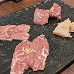 焼肉ホルモン 新井屋 - 