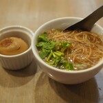 台湾麺線 - 麺線＋煮卵
