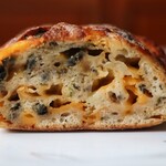 ラトリエ ドゥ プレジール - シェフのアドリヴパン